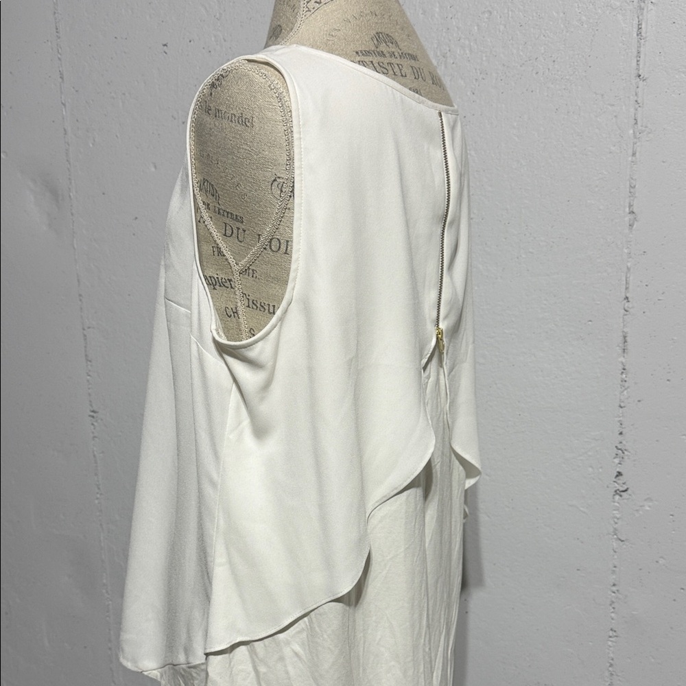White House Black Market Cream Sleeveless Top